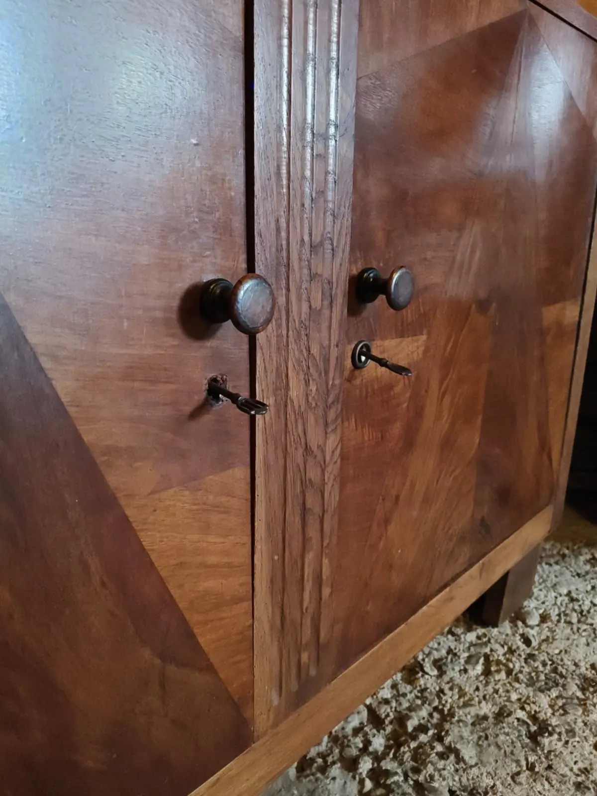 Art Deco dressoir met marmeren blad