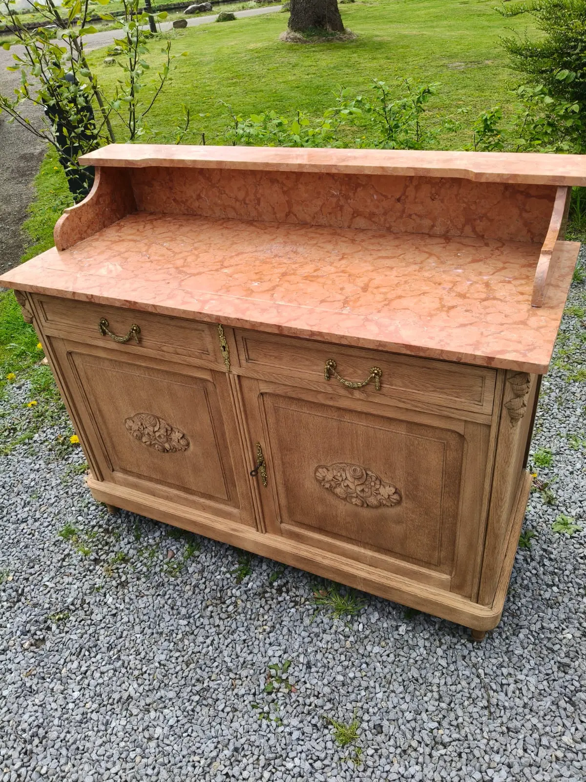 Antieke commode dressoir met marmeren blad